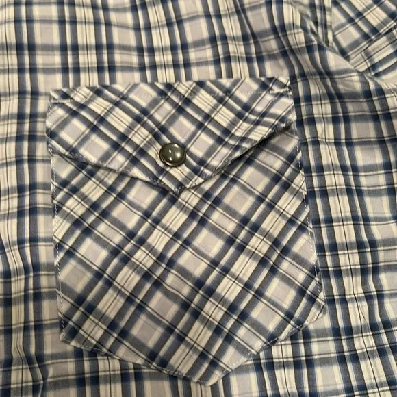 Banana Republic Men’s Blue And White Button Up Size M Dress Shirts